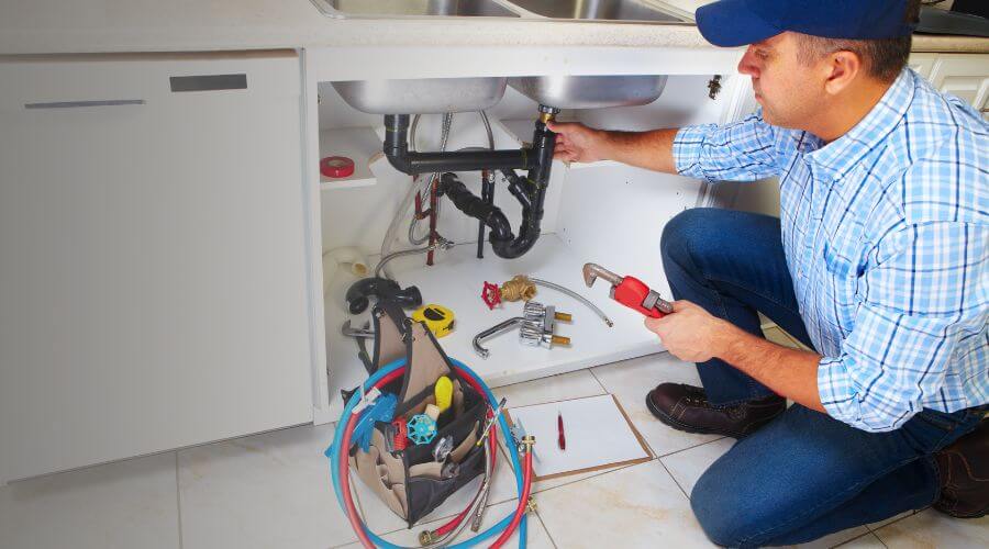 Local expert plumbing services in Petroleum, IN